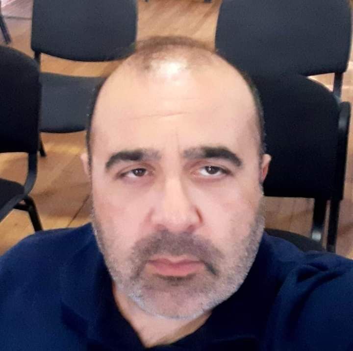  39498346  Irakli, 46 ,    