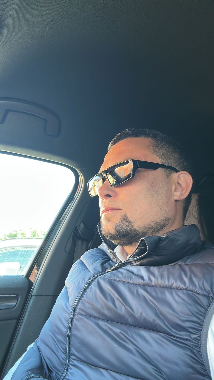  54130726  Rafael, 39 ,    