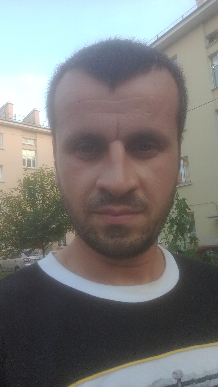  53387636  , 31 ,    -
