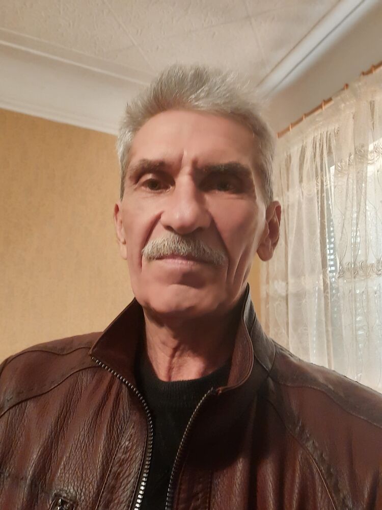  24088246  , 66 ,    
