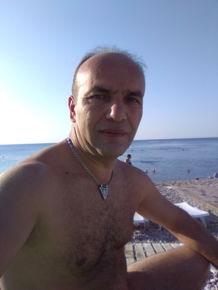  25628936  , 48 ,    