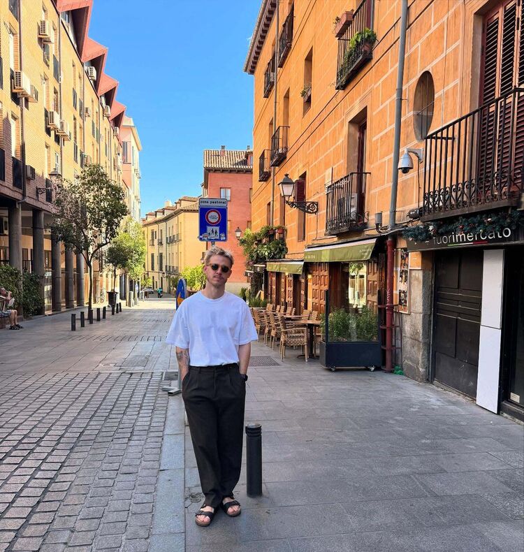  54595226  , 34 ,    -