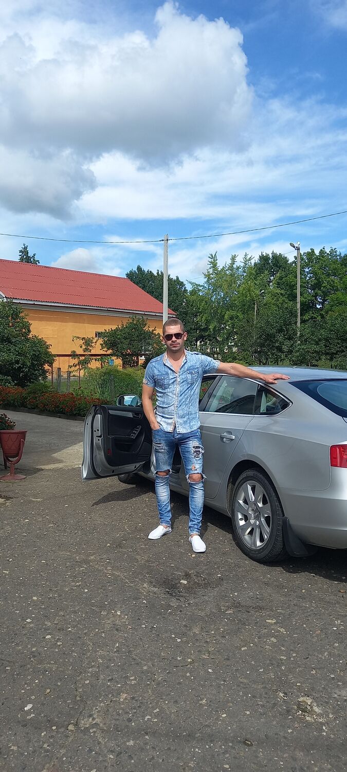  28379636  Andrey, 38 ,    