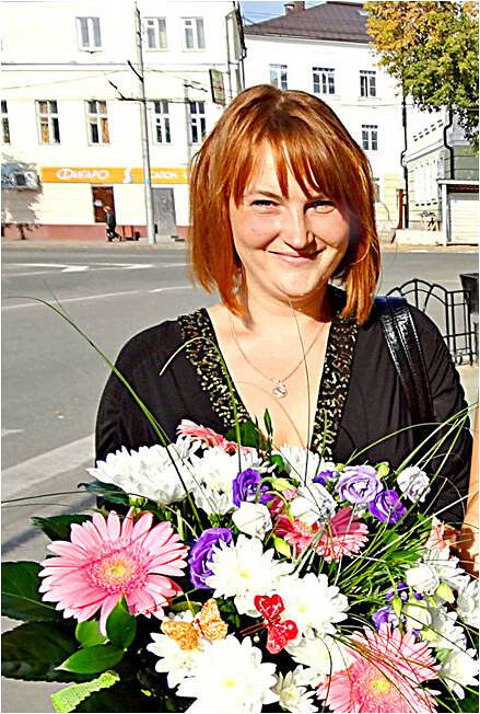  8189136  Helena, 40 ,    