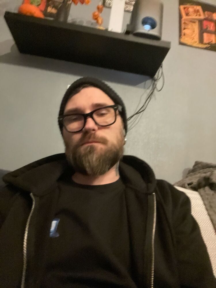  48831516  Georg, 32 ,    Akersloot