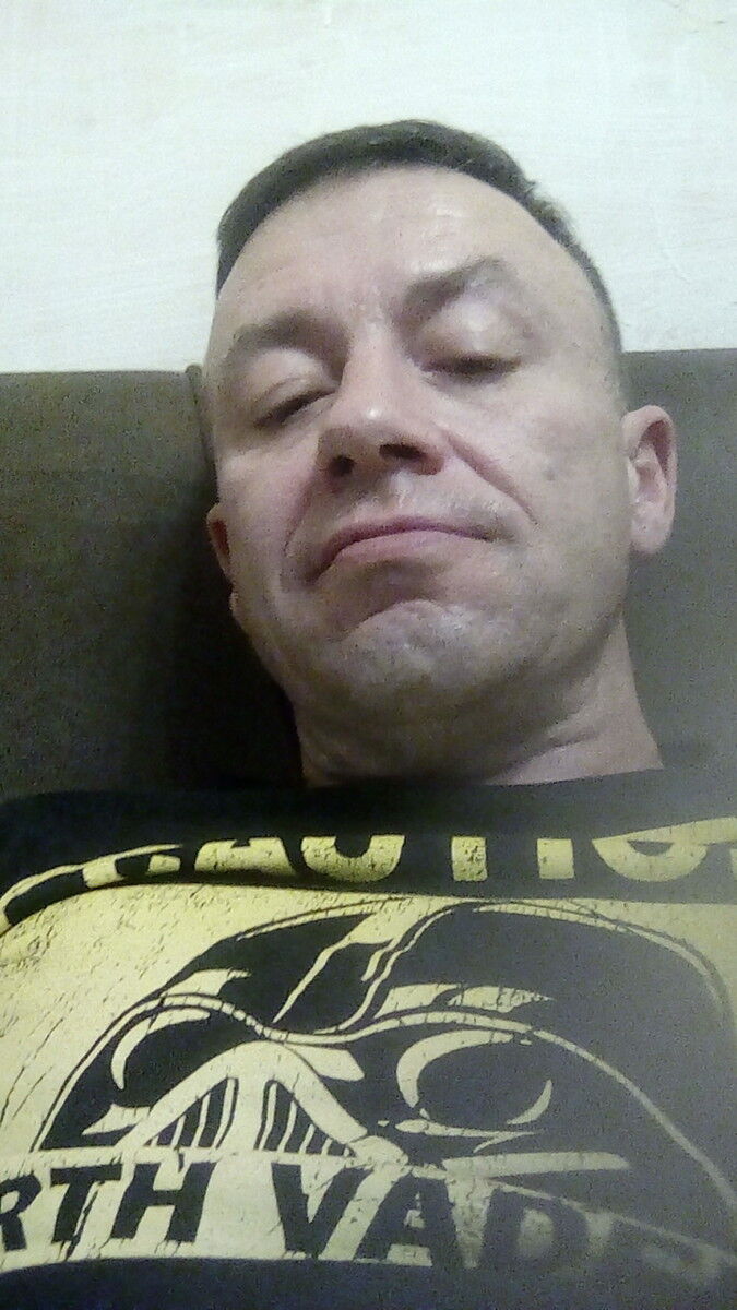  14636236  Slava, 49 ,    