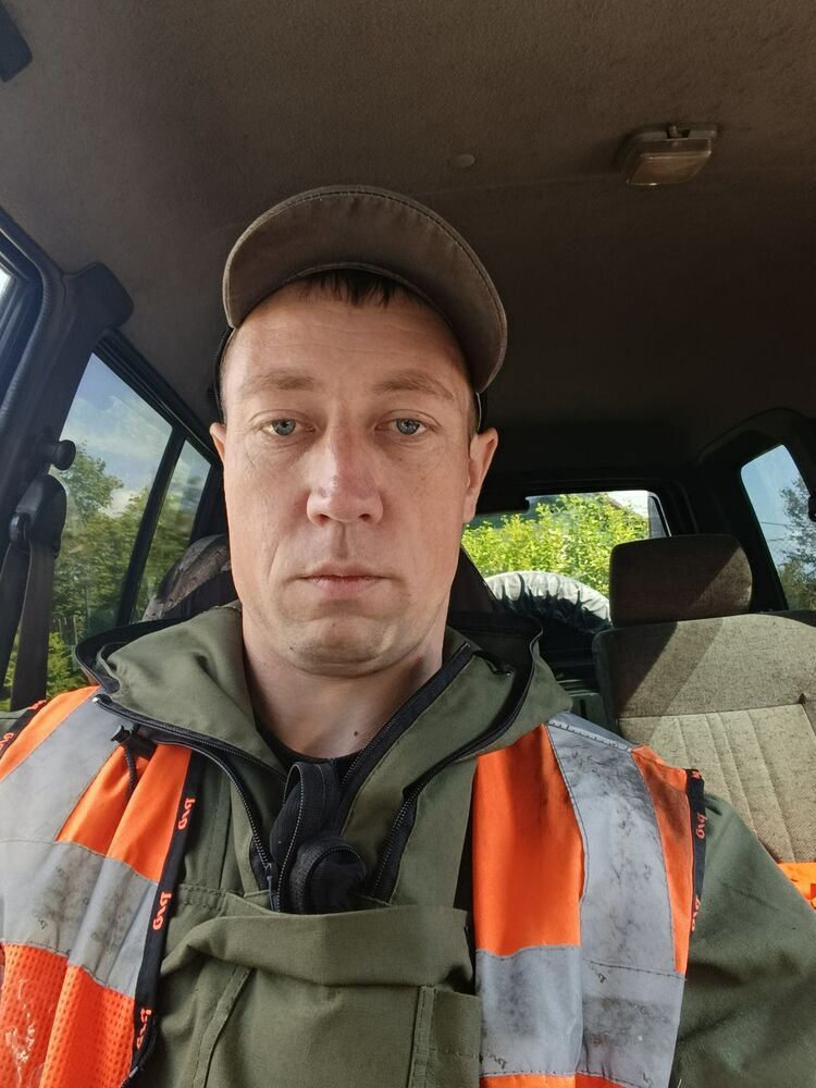  52337486  Vladimir, 32 ,    