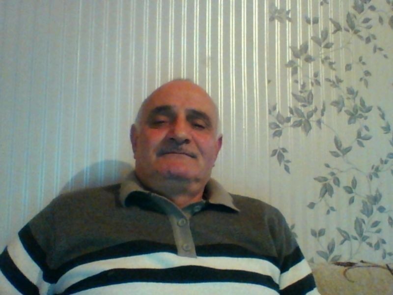 15724026  Ruslan, 61 ,    