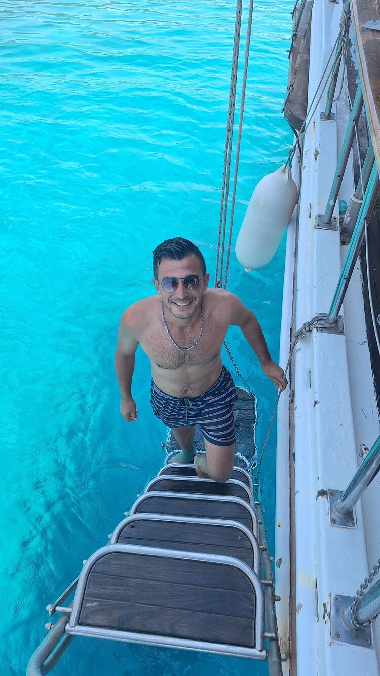  47297806  Ahmet, 30 ,    Bodrum