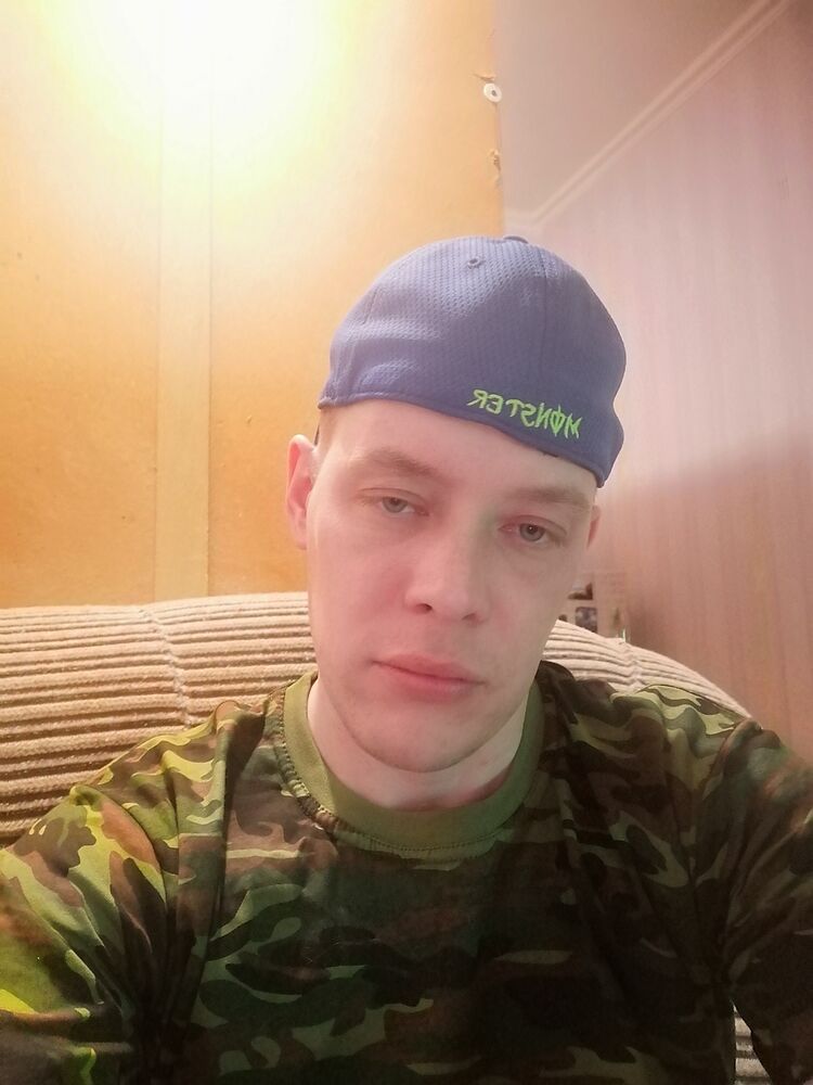  28100546  Leonid, 38 ,    