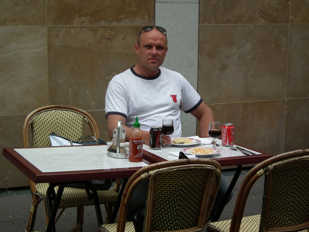  ,   Maks, 47 ,   ,   , c 