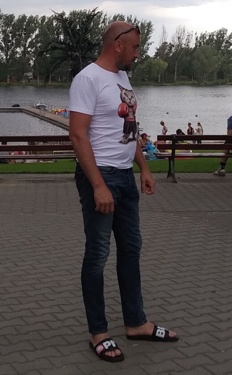  33204416  Dima, 43 ,    