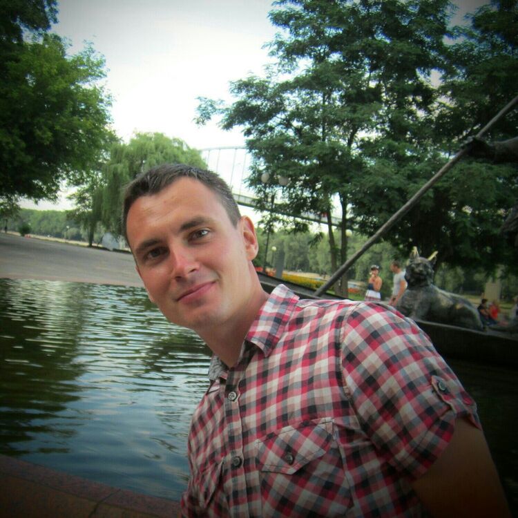  7844396  Anton, 38 ,    