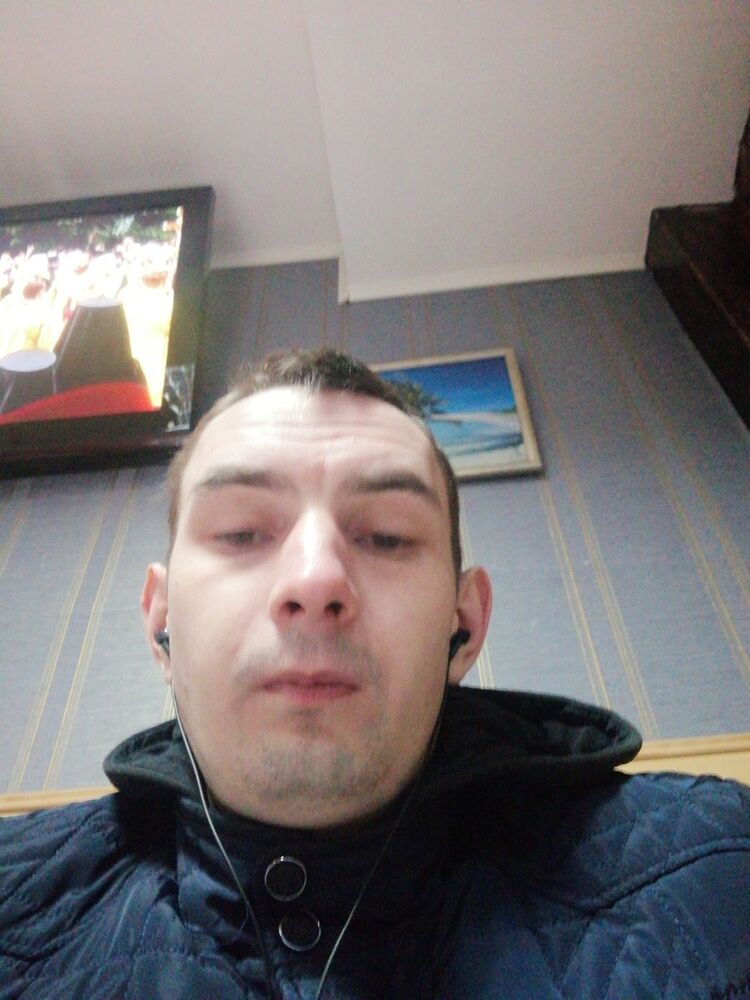  13561606  , 34 ,    