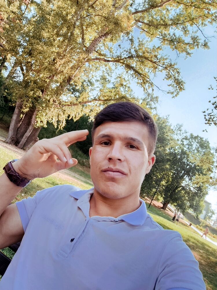  52835066  , 25 ,    