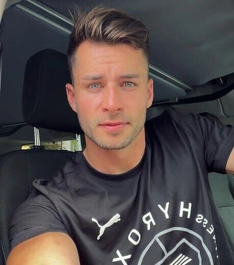  45272186  Marseille, 45 ,    