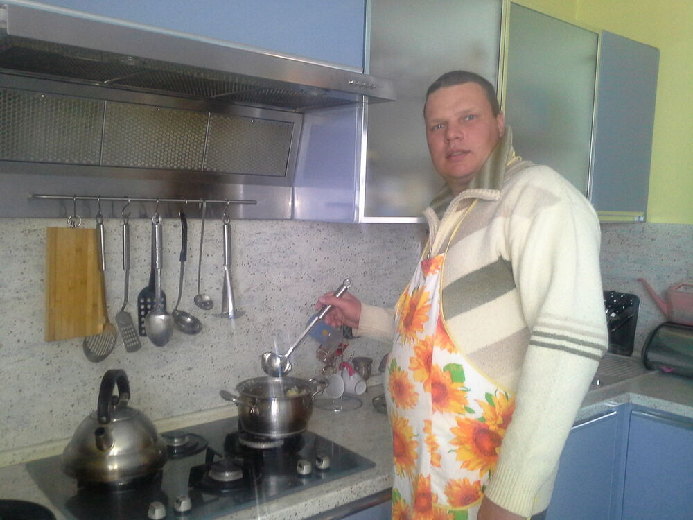  6181276  Oleg, 47 ,    