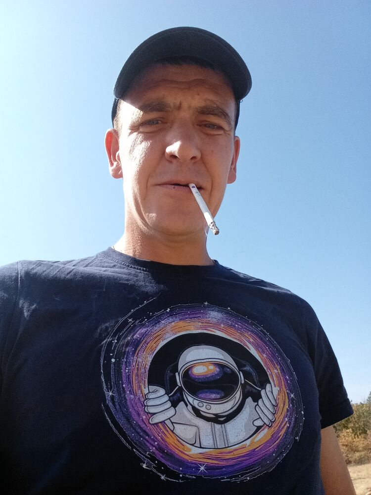  48241526  Alexey, 41 ,    