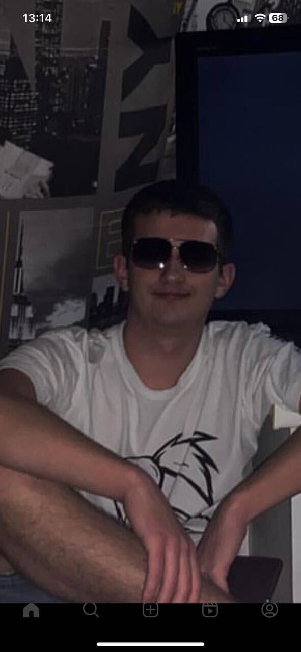  ,   Kirill, 22 ,   ,   , c , 