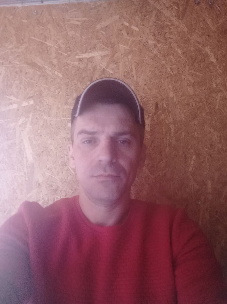  ,   Valentin, 39 ,   ,   , c 