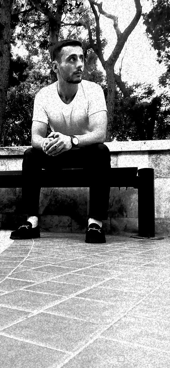  18022726  Nihat, 34 ,    