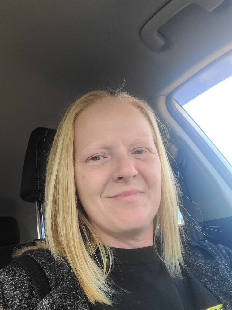  Ascot Vale,   Andrea, 41 ,   ,   