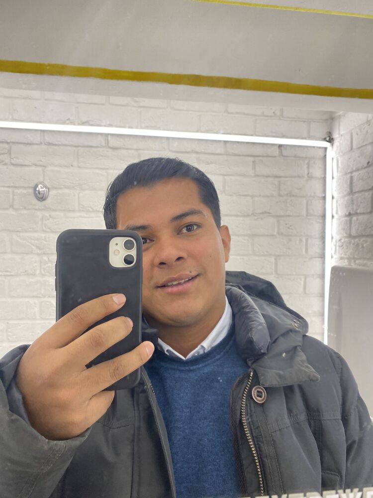  ,   David, 27 ,   ,   
