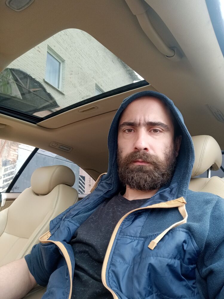  ,   Konstantin, 40 ,   ,   