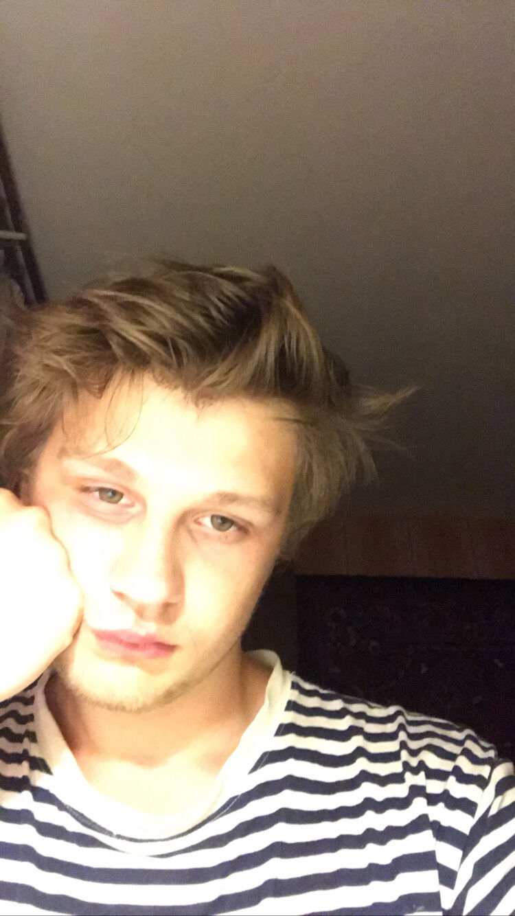  45226436  Alone, 25 ,    -