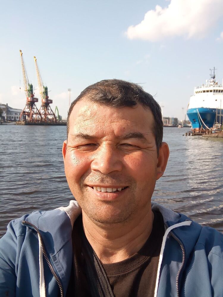  49724286  , 40 ,    