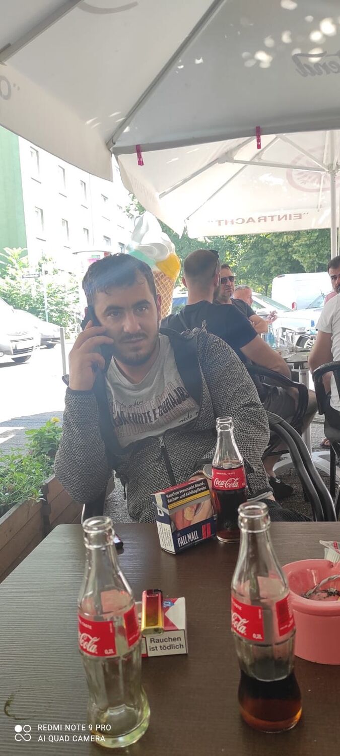  51030206  Edik, 35 ,    Kassel