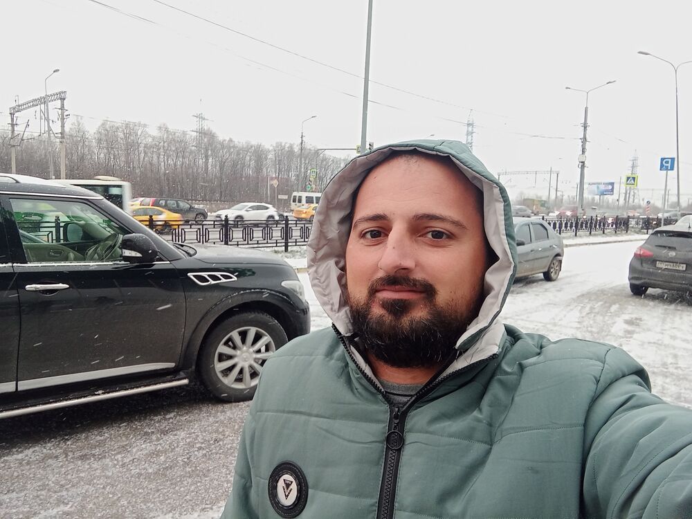  49592706  Farid, 32 ,    