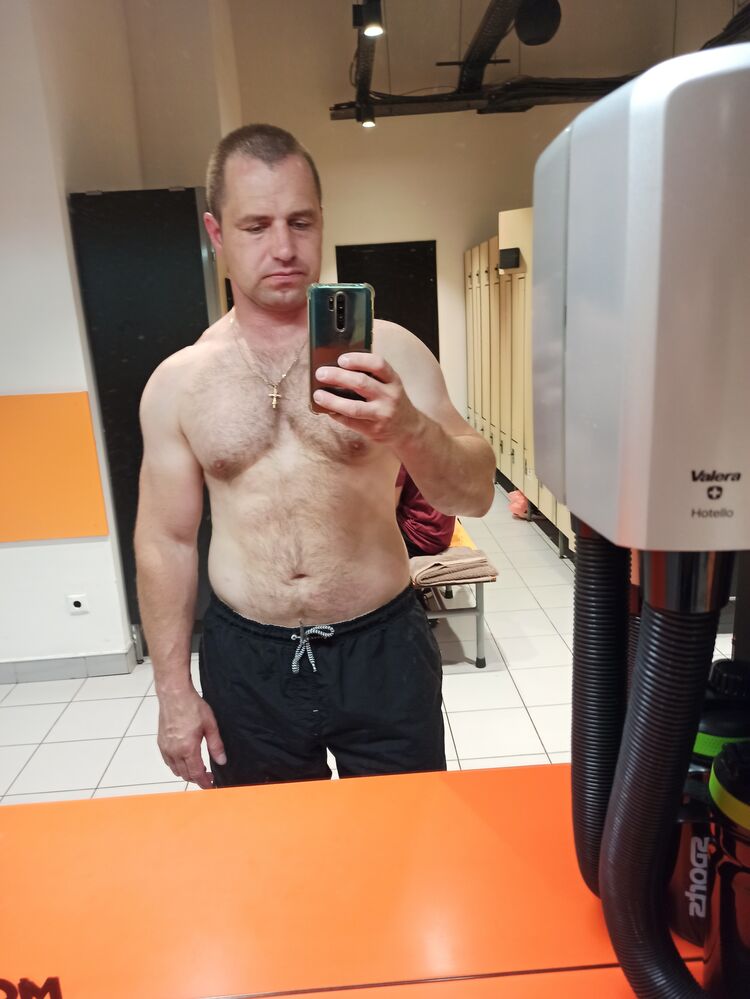  ,   Dima, 44 ,   ,   , c , 