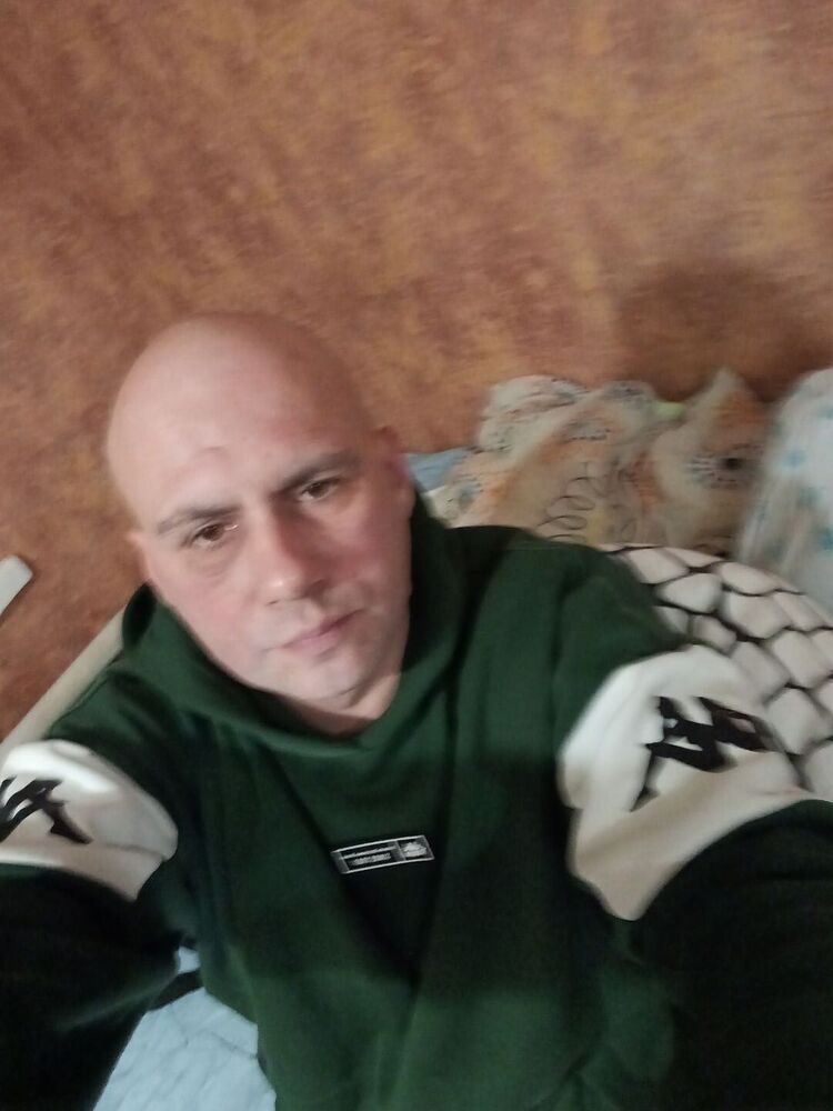  47562556  , 37 ,    