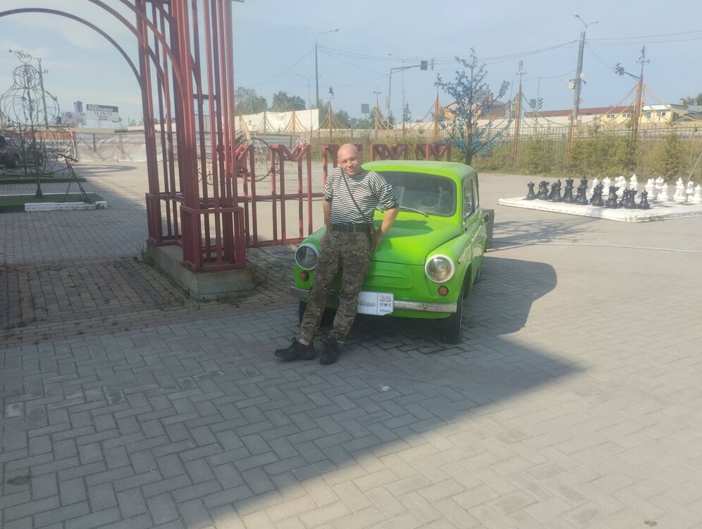 ,   Sergey, 37 ,   ,   , 