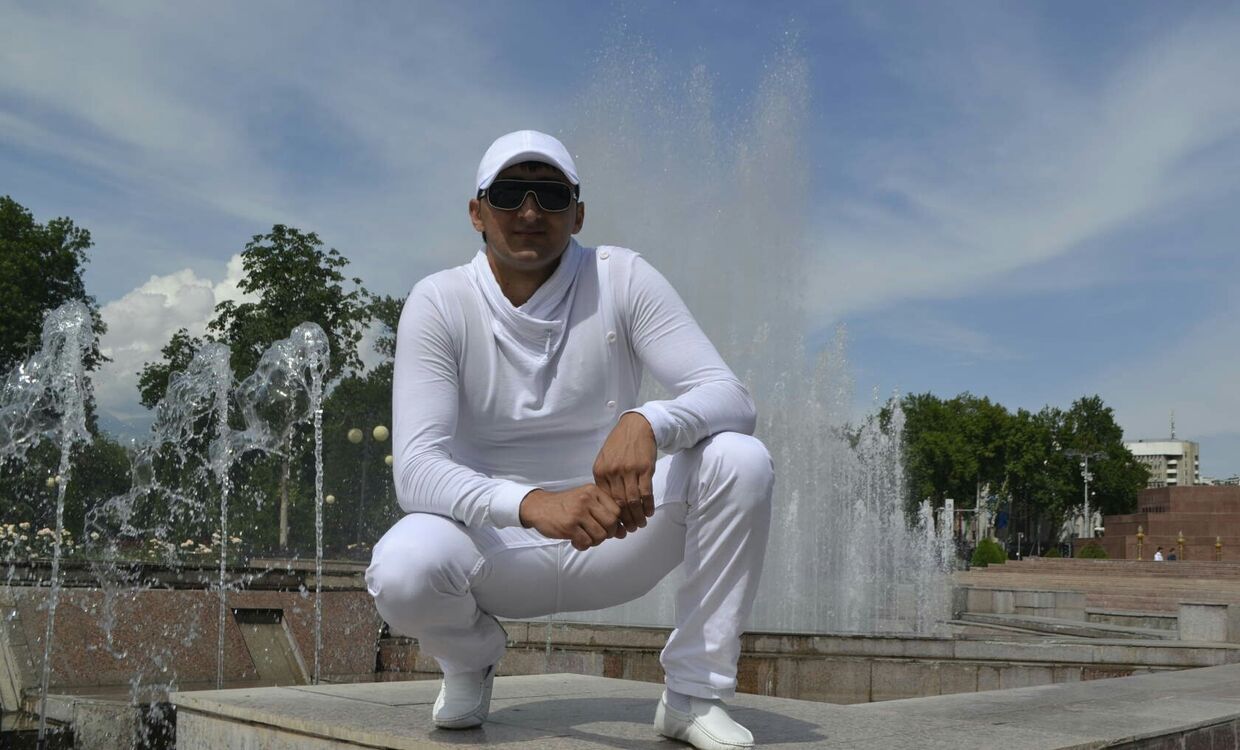  ,   Halid, 44 ,   ,   