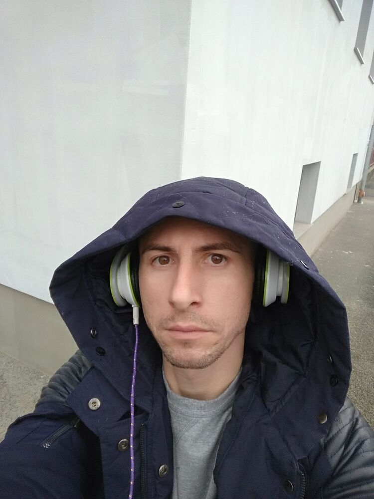  17846676  LavStanis, 38 ,    