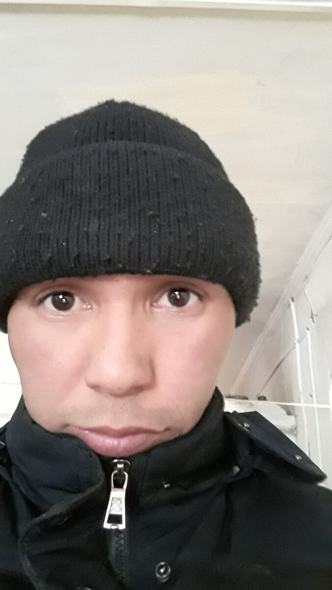  -,   Vitalii, 43 ,   ,   , c 