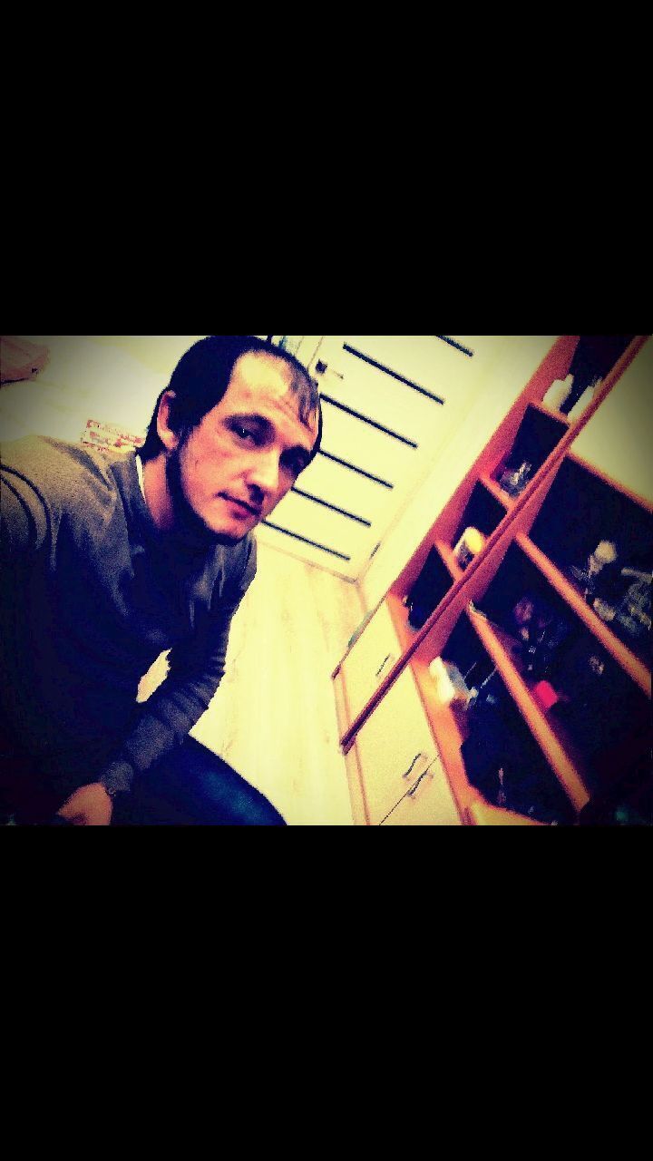  --,   Alexander, 33 ,     , c 