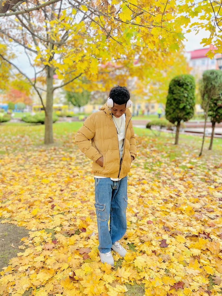  54277936  Deni, 20 ,    