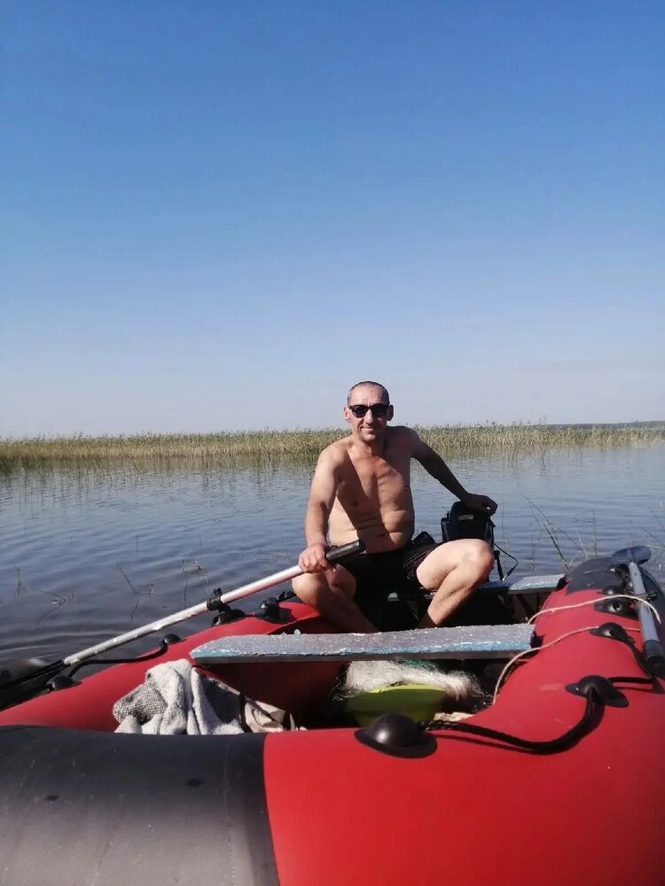 46113016  Slava, 51 ,    