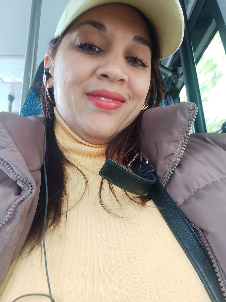  43168116  Lilian, 32 ,    