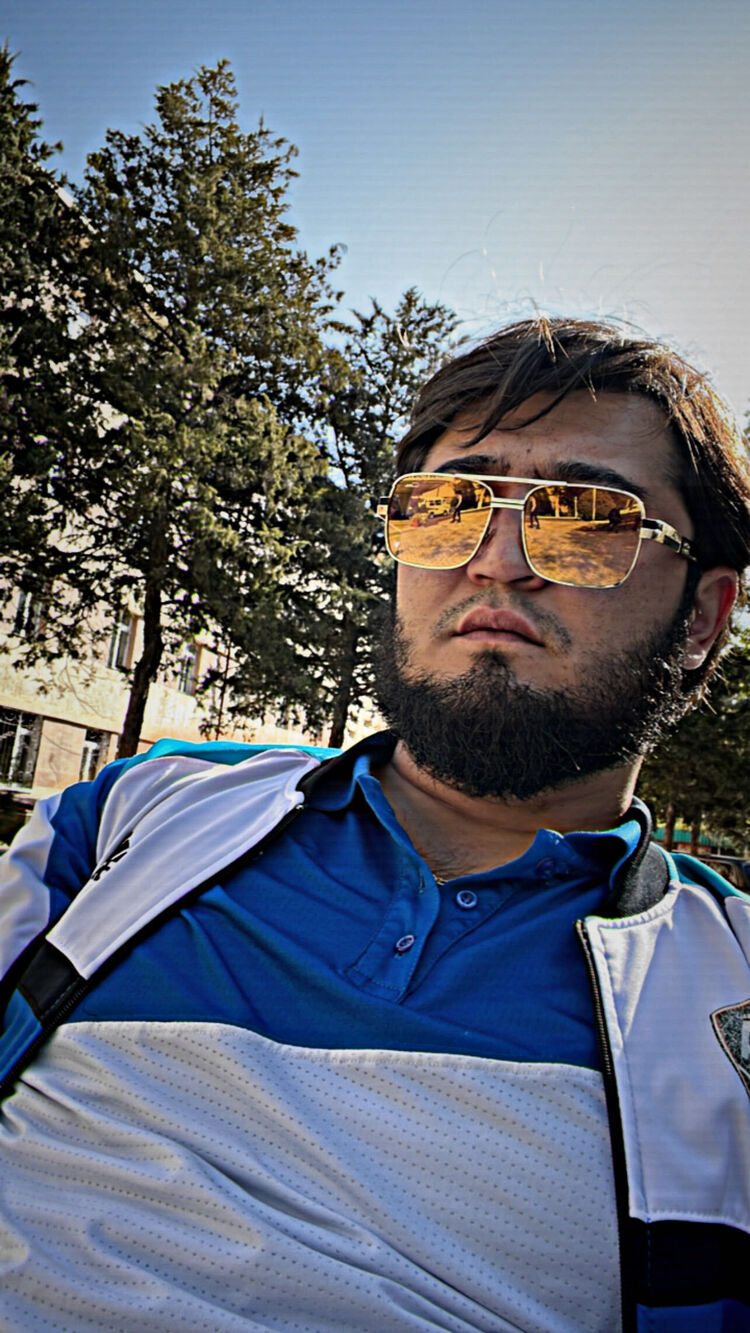  ,   Farrux, 32 ,   ,   