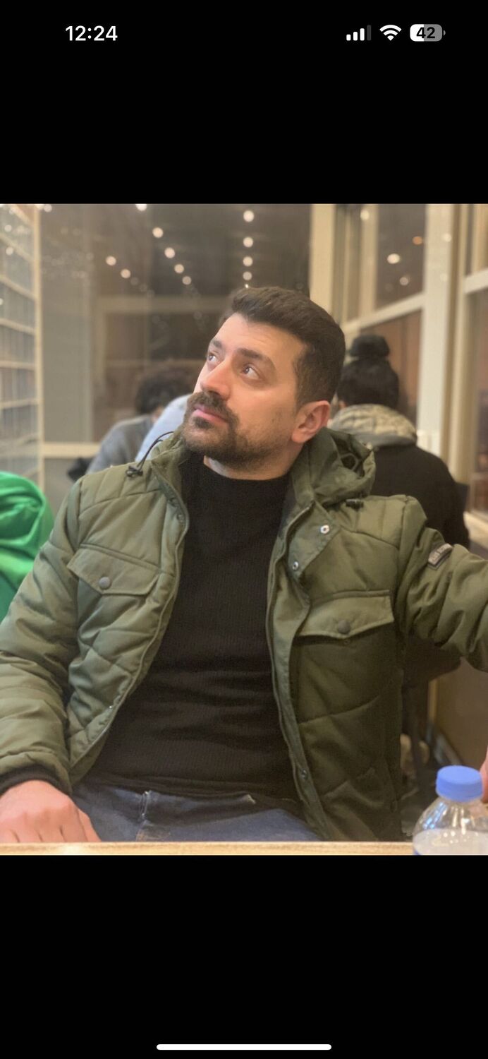  ,   Abo azzmi, 32 ,   ,   