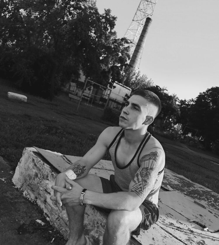  52883816  Valera, 25 ,    Deleted