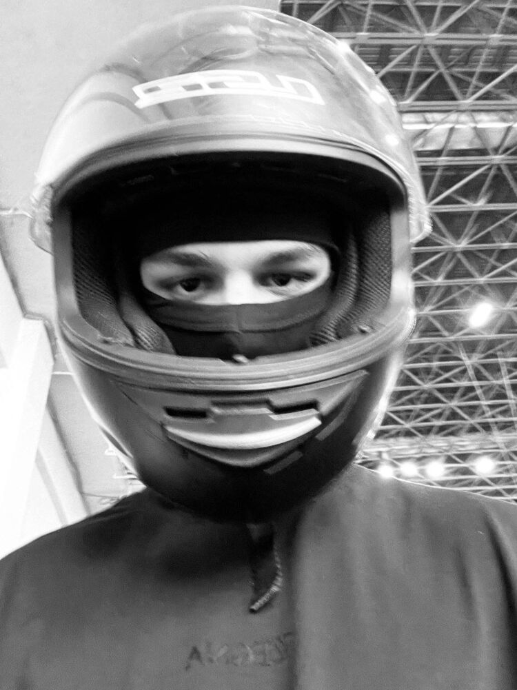  54082166  Axmedovvv, 19 ,    