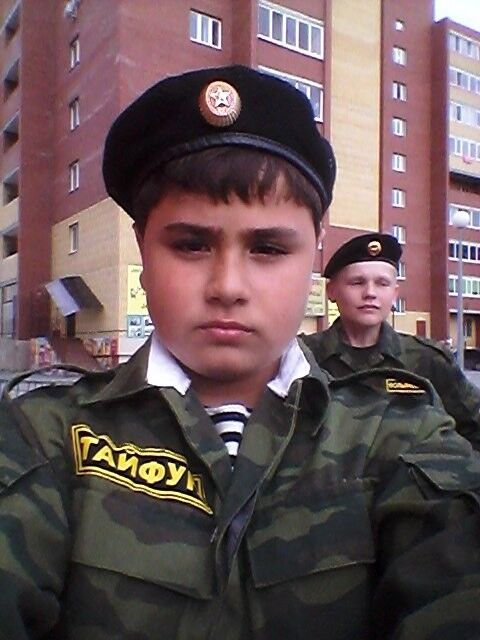  6580156  Rauf, 28 ,    