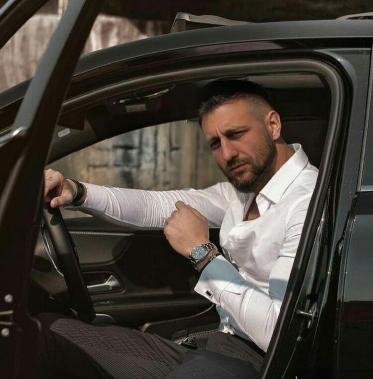  43457386  GRIGORIY, 39 ,    