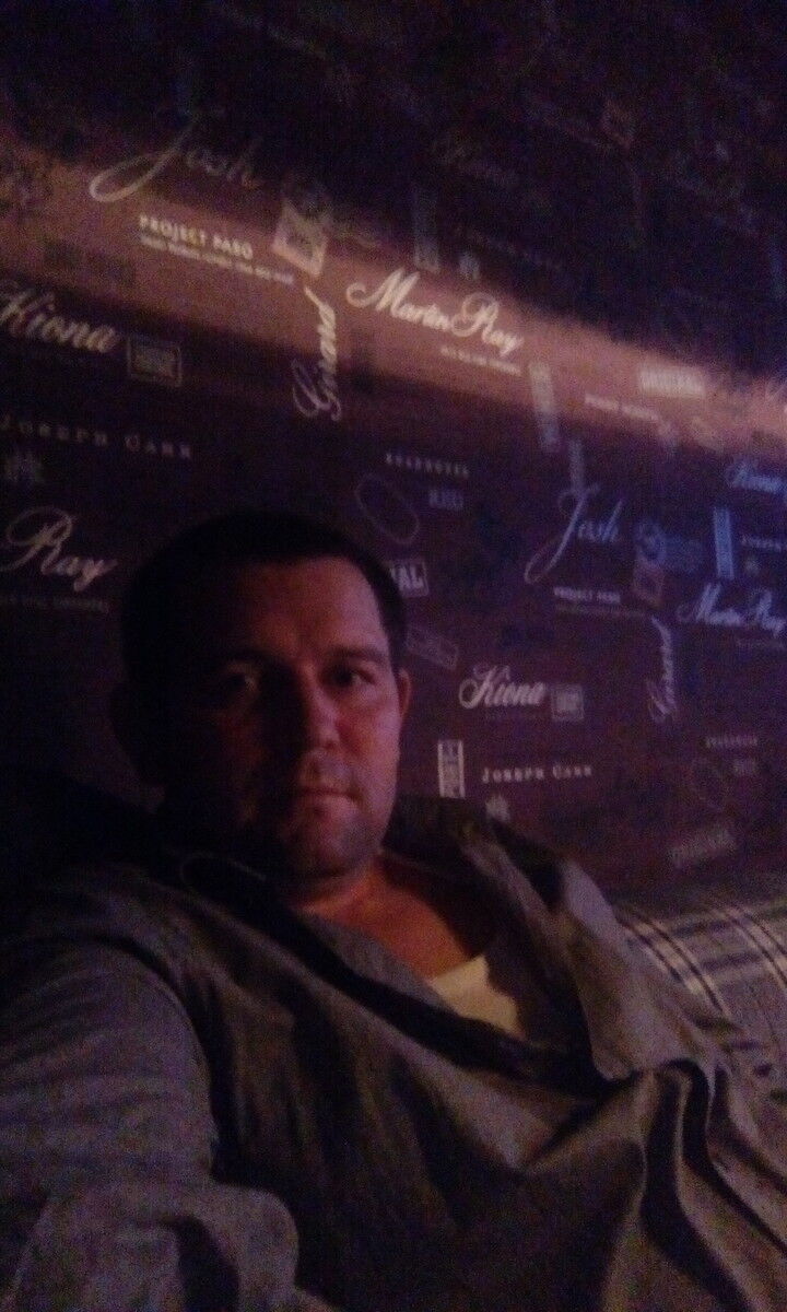 ���� 11420936 ������� ���, 44 ����, ���� ���������� � ������