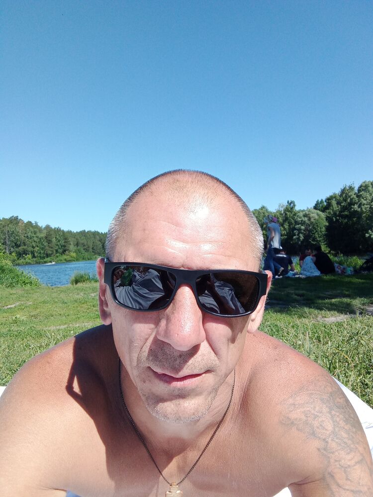  27494506  Alexander, 45 ,    